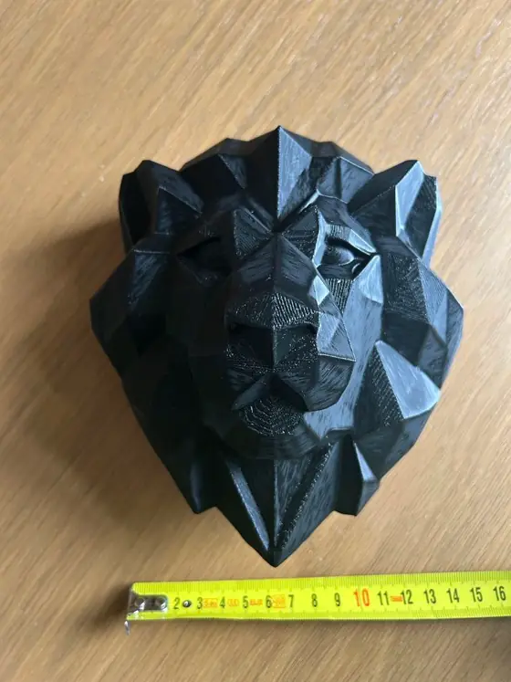 Siyah Minimalist Aslan Figür
